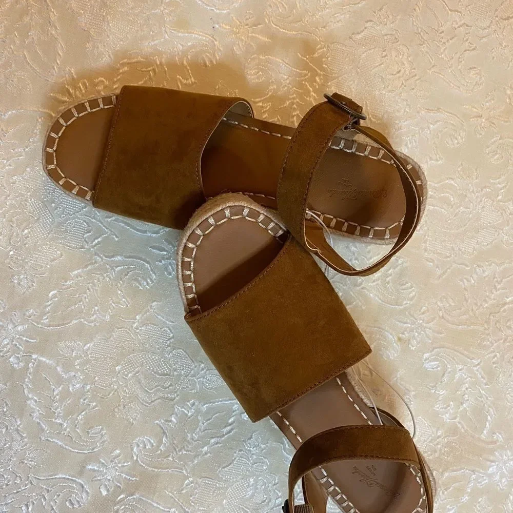 🛍️Universal Threads Pumps open toe Sandals -8.5&9